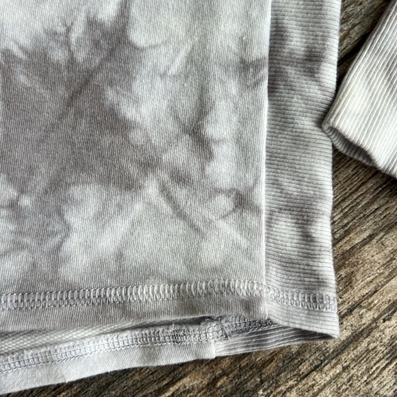 All in motion sweatshirt - Picture 3 of 10